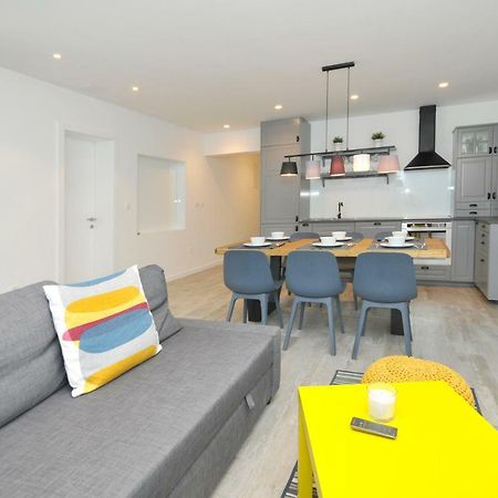 Apartmani Olive Трогір Екстер'єр фото