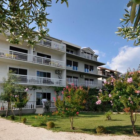 Apartmani Olive Трогір Екстер'єр фото
