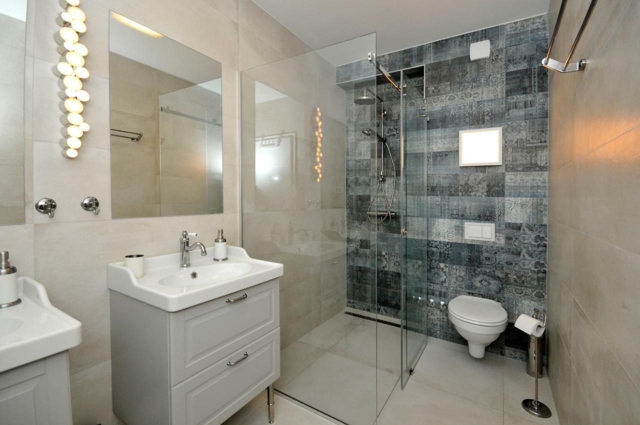 Apartmani Olive Трогір Екстер'єр фото
