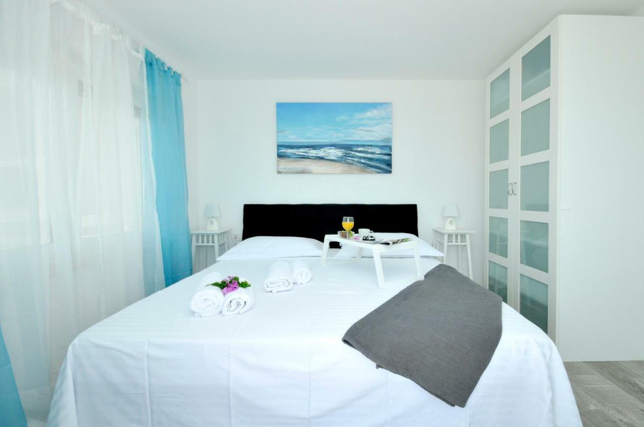 Apartmani Olive Трогір Екстер'єр фото