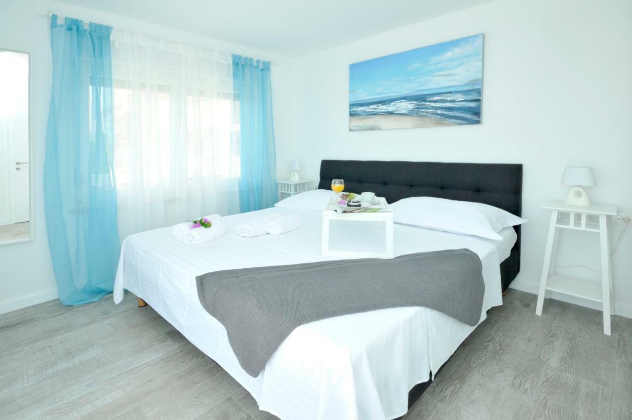 Apartmani Olive Трогір Екстер'єр фото