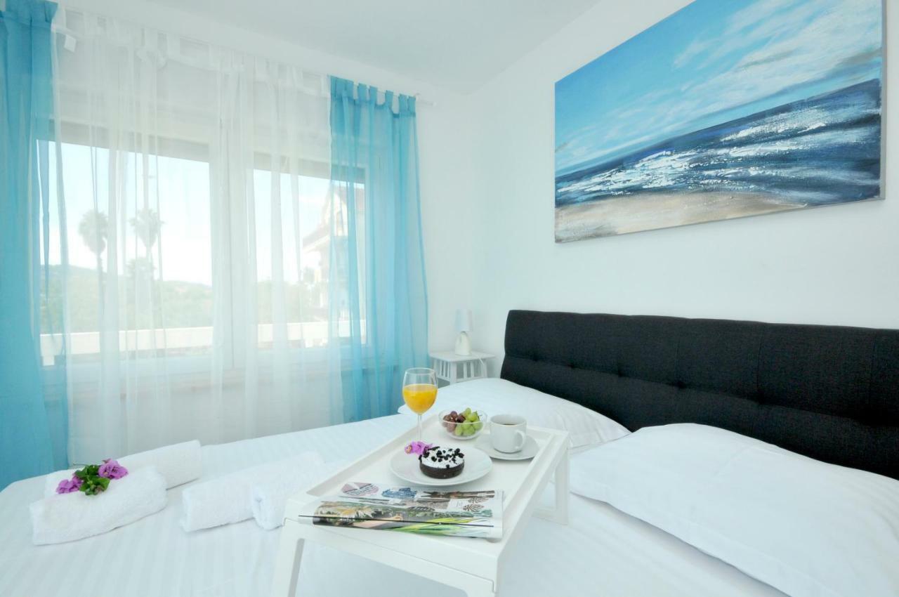 Apartmani Olive Трогір Екстер'єр фото
