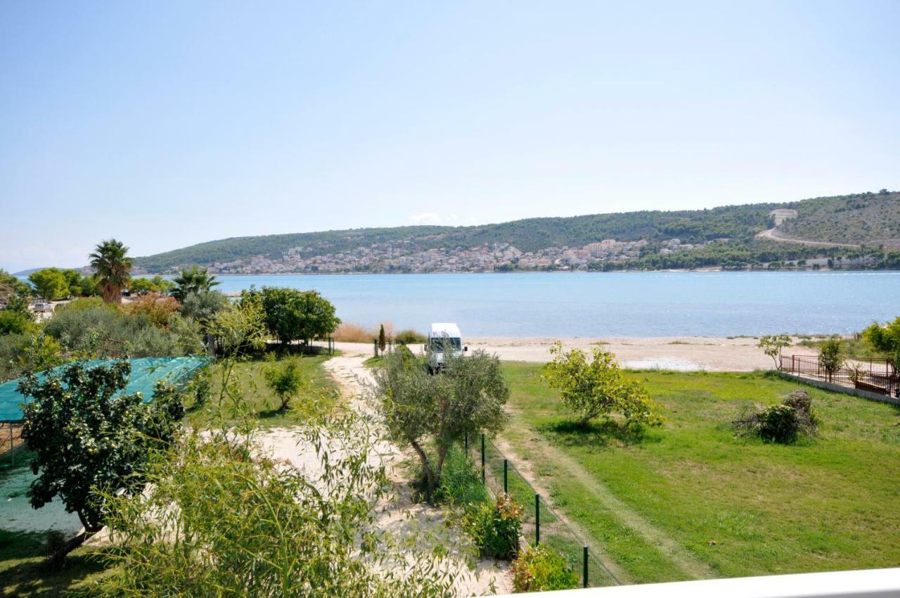 Apartmani Olive Трогір Екстер'єр фото
