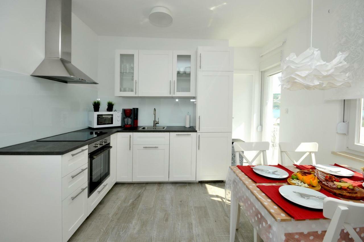 Apartmani Olive Трогір Екстер'єр фото