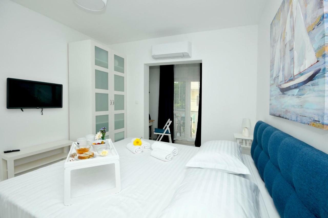Apartmani Olive Трогір Екстер'єр фото